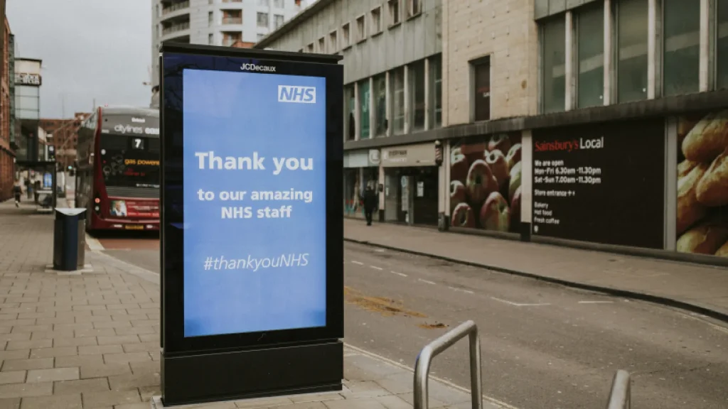 OOH and DOOH advertising guide